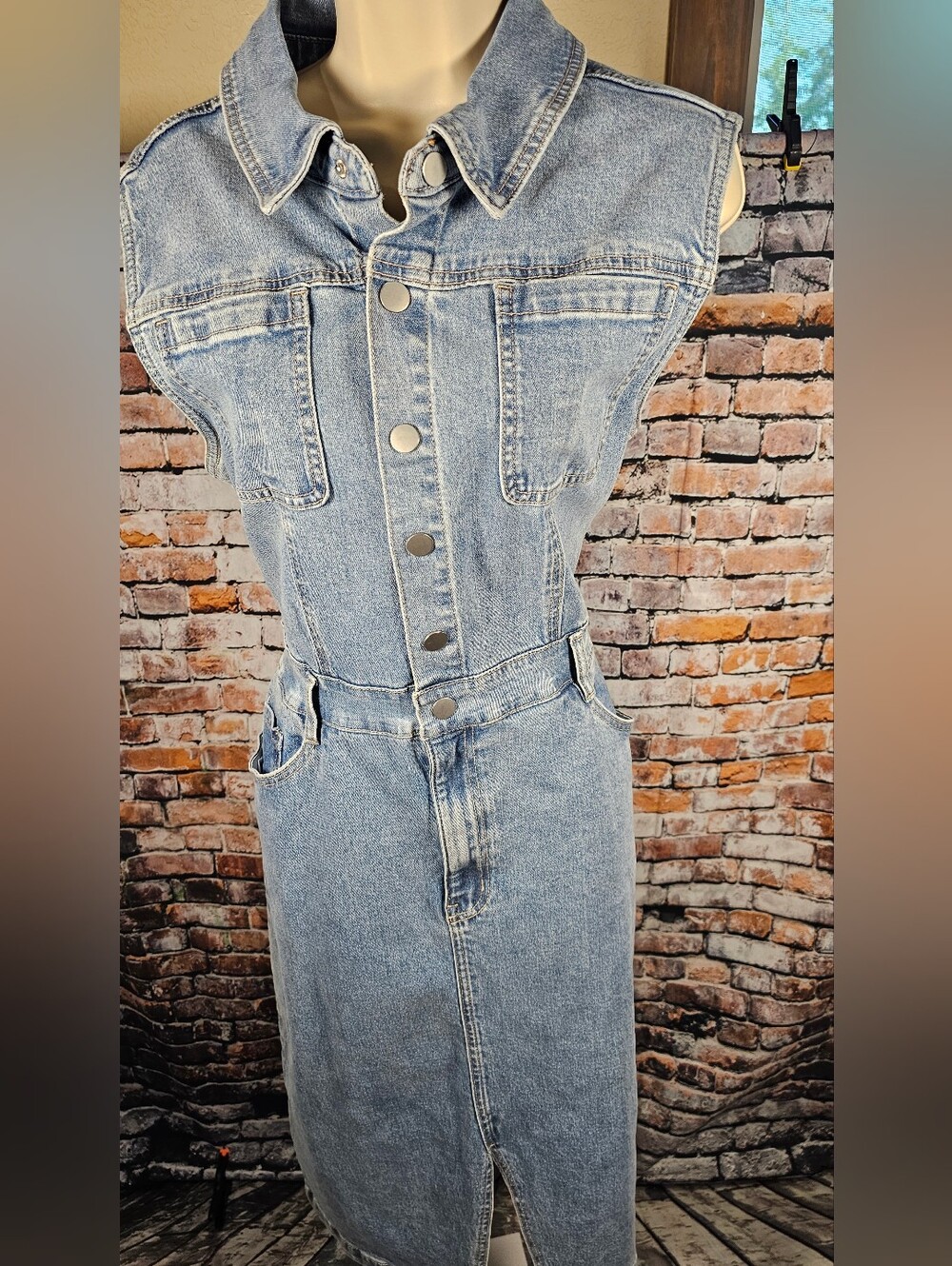 Dear John Trish Denim Midi Dress NWT Oasis Wash Snap Front Sleeveless Size Large